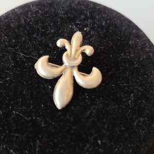 Fleur-de-lis Sterling Silver Pin